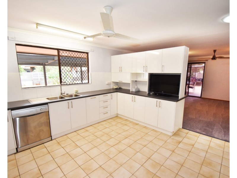 25 Erumba Street, Braitling NT 0870