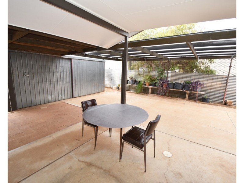 25 Erumba Street, Braitling NT 0870