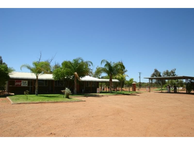 - MARYVALE STATION, Alice Springs NT 0870