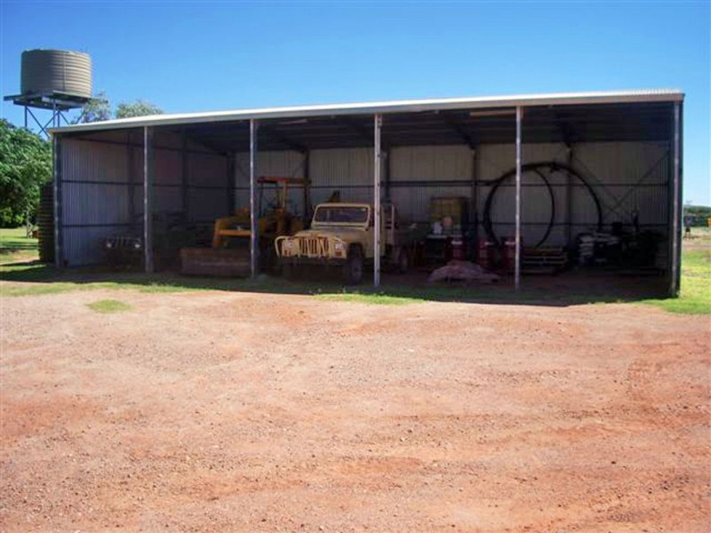 . Lasseter Highway, Alice Springs NT 0872