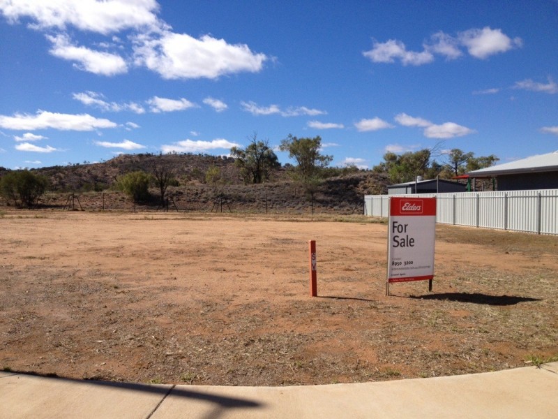 2 Teague Cres, Alice Springs NT 0870