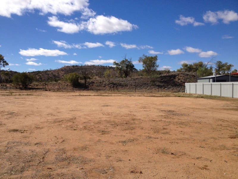 2 Teague Cres, Alice Springs NT 0870