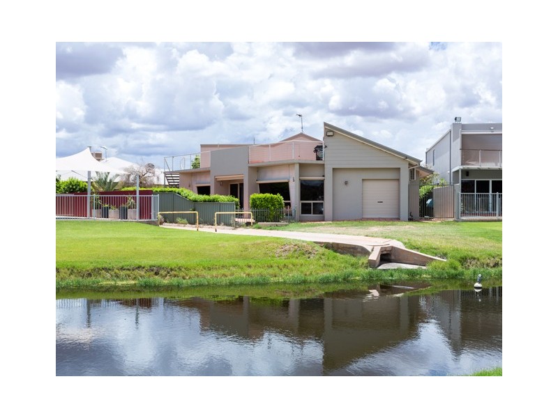 8 Coppock Court, Desert Springs NT 0870