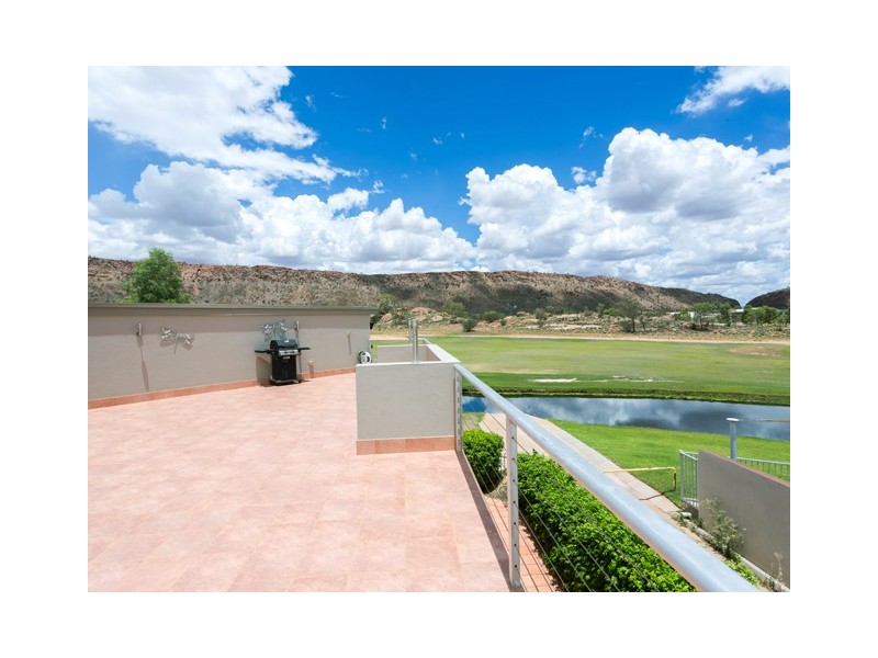 8 Coppock Court, Desert Springs NT 0870