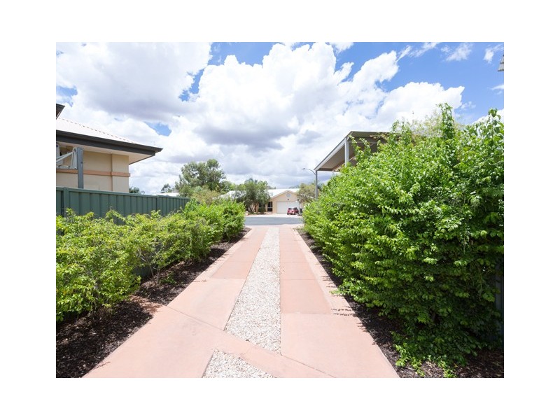 8 Coppock Court, Desert Springs NT 0870