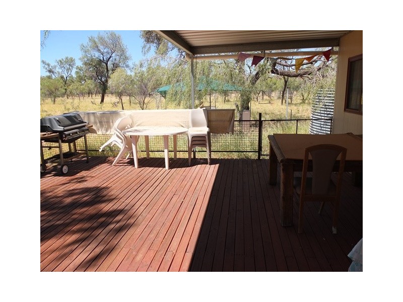 996 (Lot 1967) Ilparpa Road, White Gums NT 0870