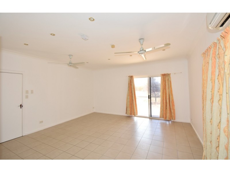 1/7820 Kadow Road, Alice Springs NT 0870