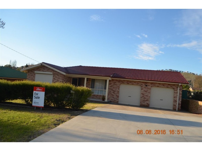 18 Lockhart Street, Adelong NSW 2729