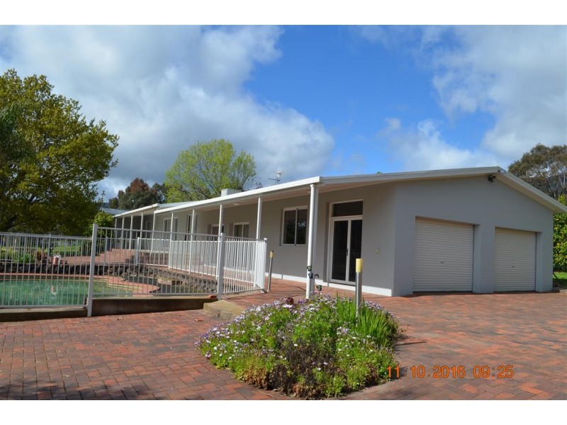 534 Blowering Road, Tumut NSW 2720