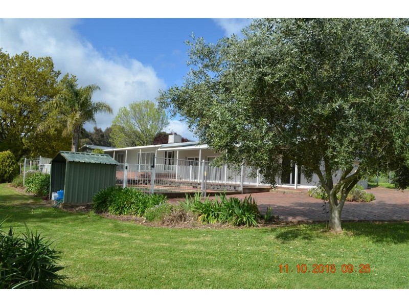 534 Blowering Road, Tumut NSW 2720