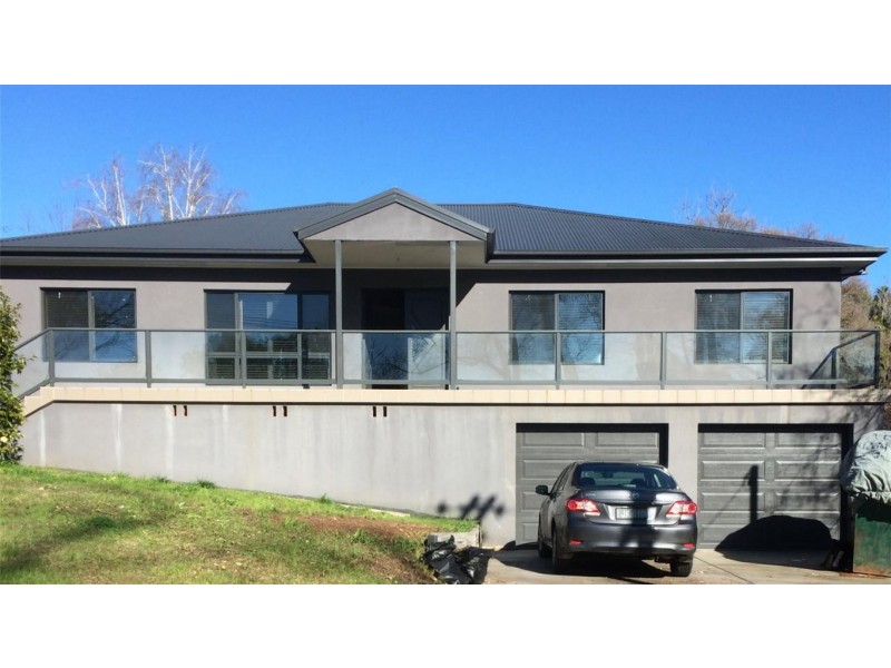 95 Lambie Street, Tumut NSW 2720