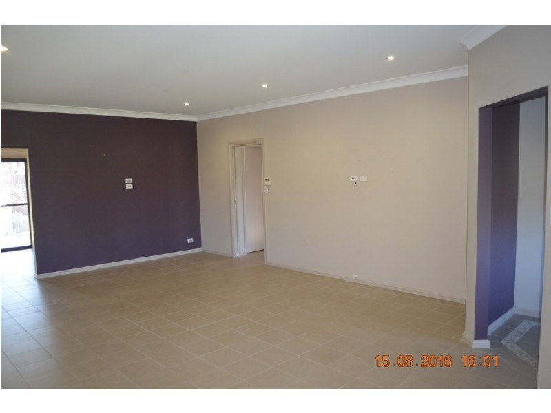 95 Lambie Street, Tumut NSW 2720