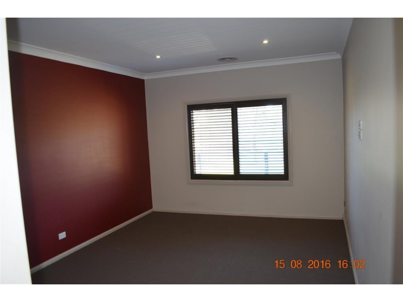 95 Lambie Street, Tumut NSW 2720