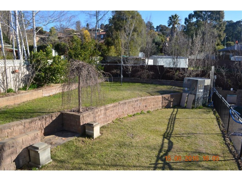 95 Lambie Street, Tumut NSW 2720