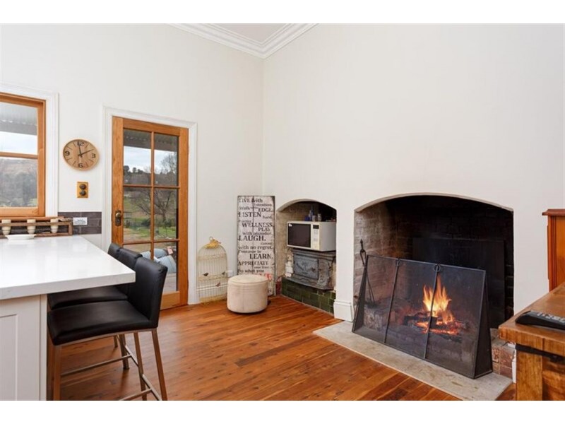 106 Tumut Street, Adelong NSW 2729