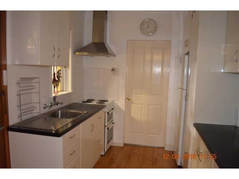 72 Fairway Drive, Tumut NSW 2720