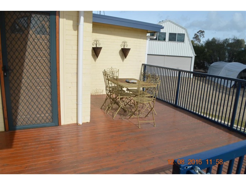 72 Fairway Drive, Tumut NSW 2720