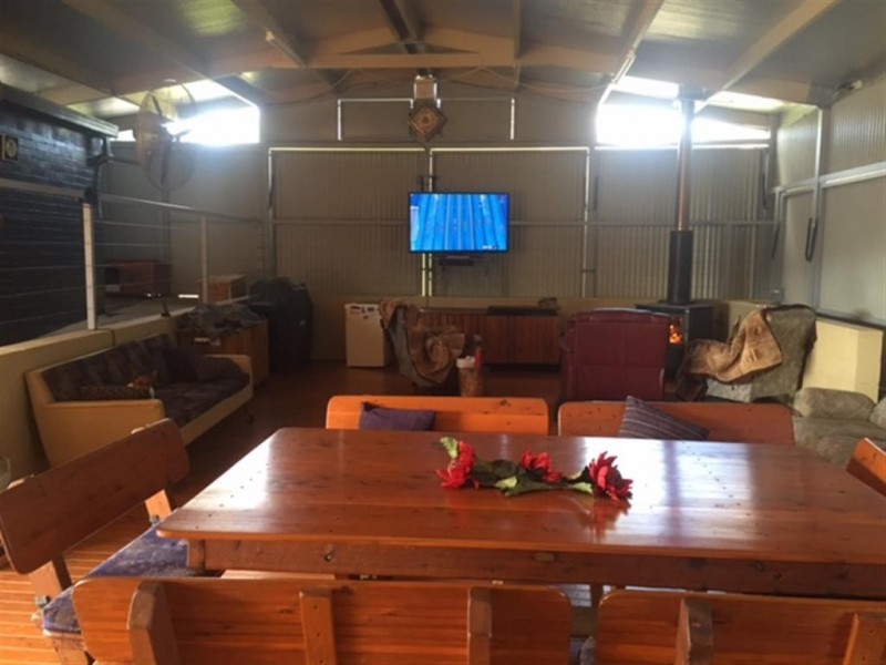 72 Fairway Drive, Tumut NSW 2720