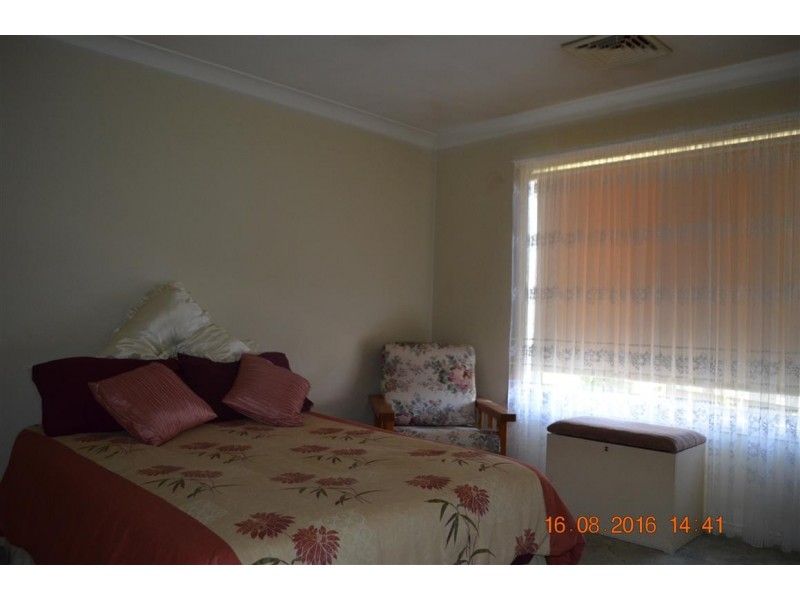 2/30A Howick Street, Tumut NSW 2720