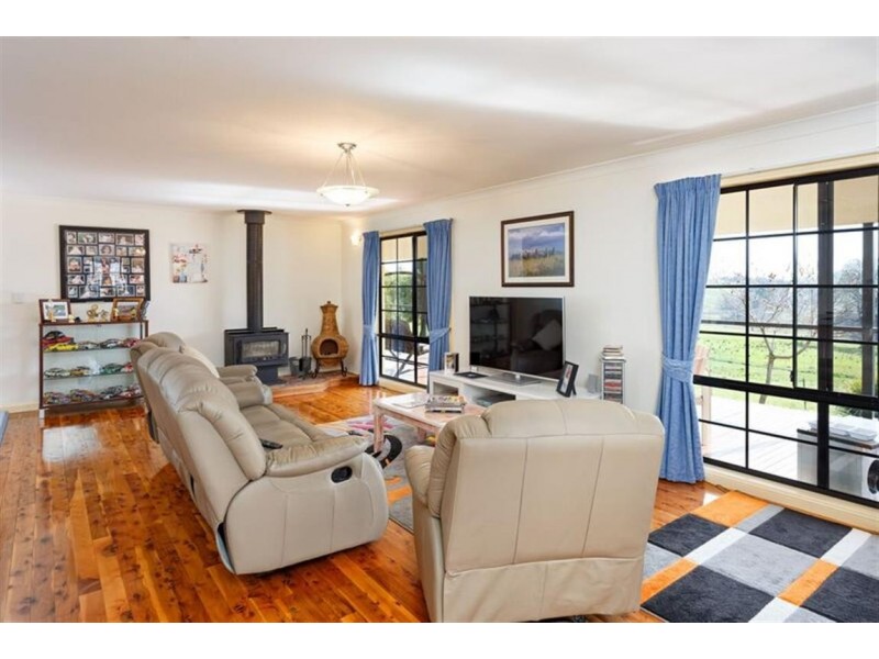 1925 Gocup Road, Tumut NSW 2720