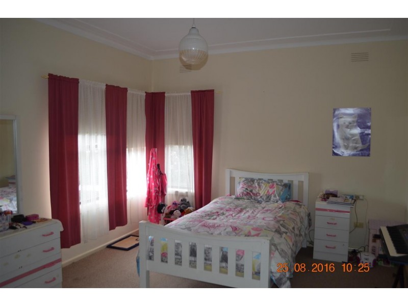 105 Tumut Street, Adelong NSW 2729