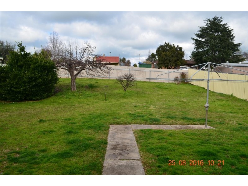 105 Tumut Street, Adelong NSW 2729