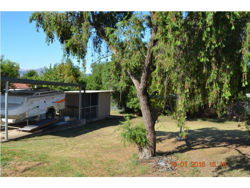 92 SIMPSON STREET, Tumut NSW 2720