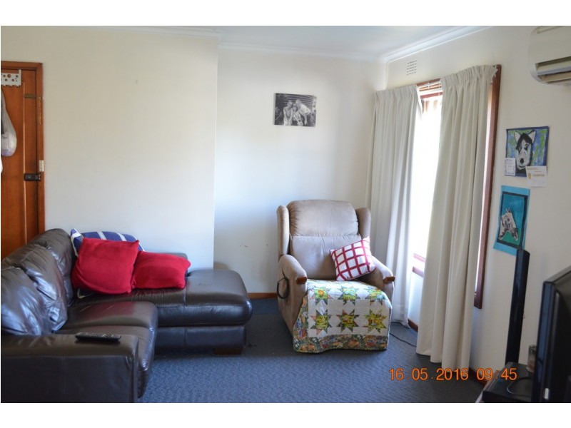 2 Gundagai Street, Adelong NSW 2729