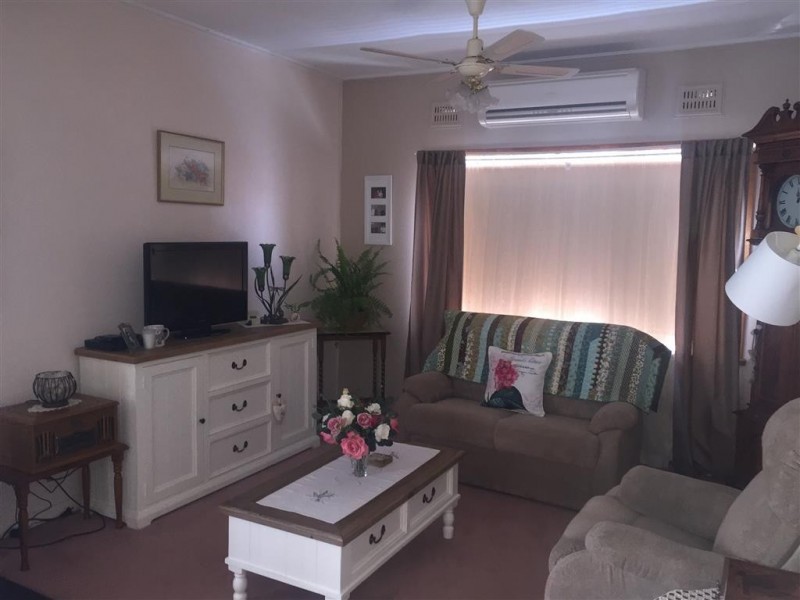 10 Batlow Avenue, Batlow NSW 2730