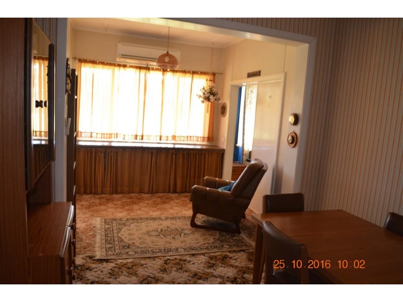 21 Kurrajong Avenue, Batlow NSW 2730