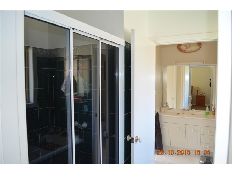 5 Coolamine CCT, Tumut NSW 2720