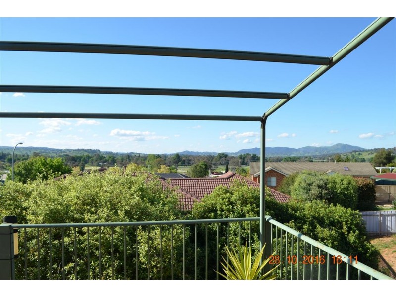 5 Coolamine CCT, Tumut NSW 2720