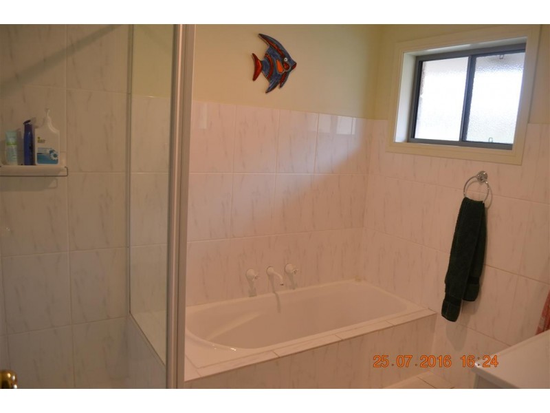 38 Dalhunty Street, Tumut NSW 2720