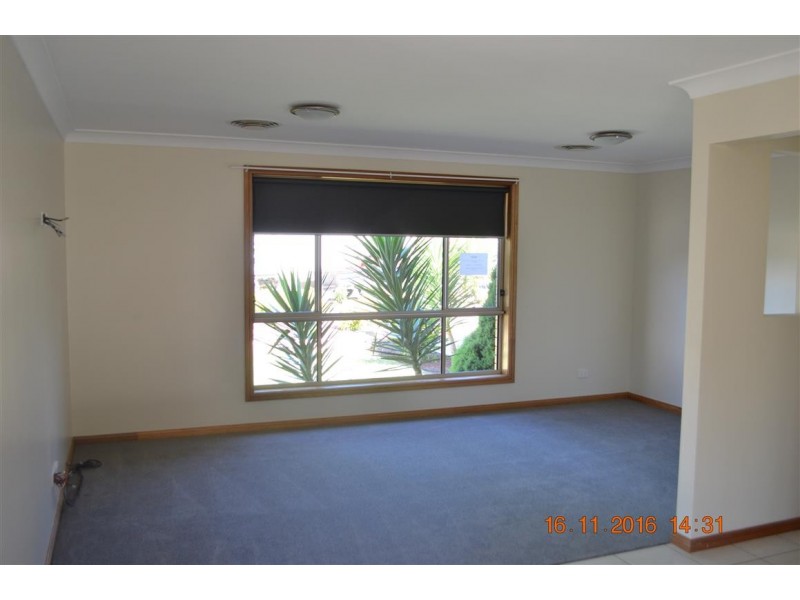 3 Jeffery Circuit, Tumut NSW 2720