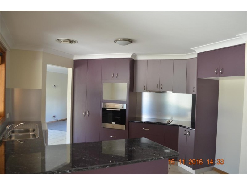 3 Jeffery Circuit, Tumut NSW 2720