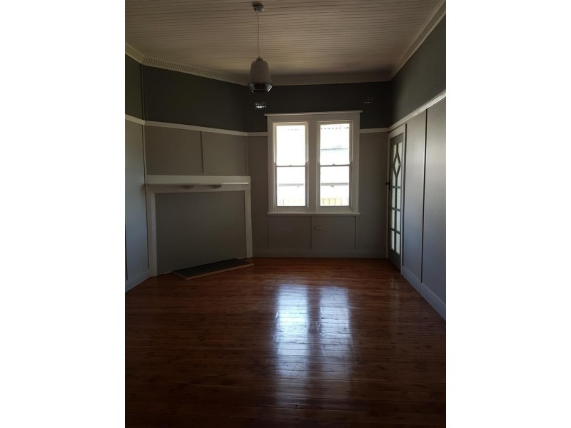 57 Merivale Street, Tumut NSW 2720