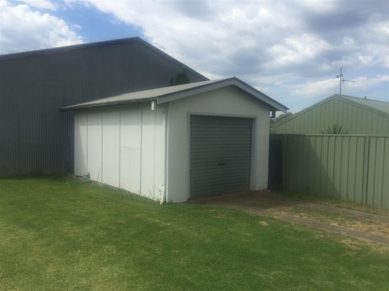 57 Merivale Street, Tumut NSW 2720