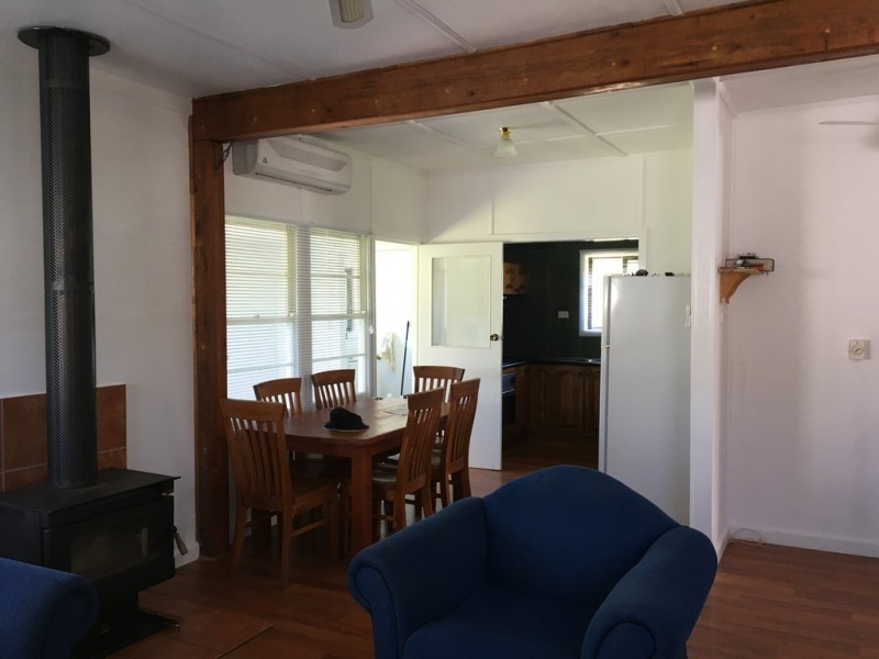 49 Cromwell Street, Adelong NSW 2729