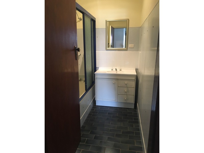 64 Tumut Street, Adelong NSW 2729