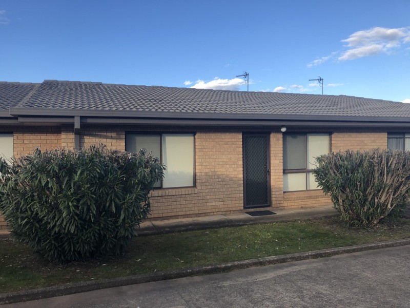 2/41 Herbert Street, Tumut NSW 2720