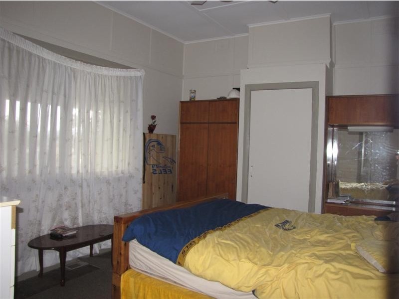 24 Sydney Street, Tumut NSW 2720