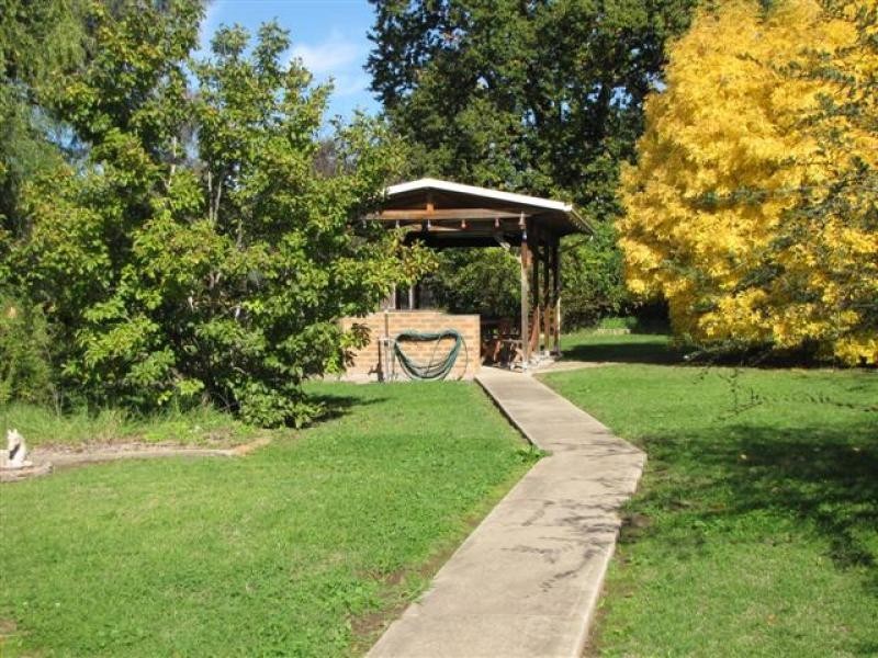 7-9 River Street, Tumut NSW 2720