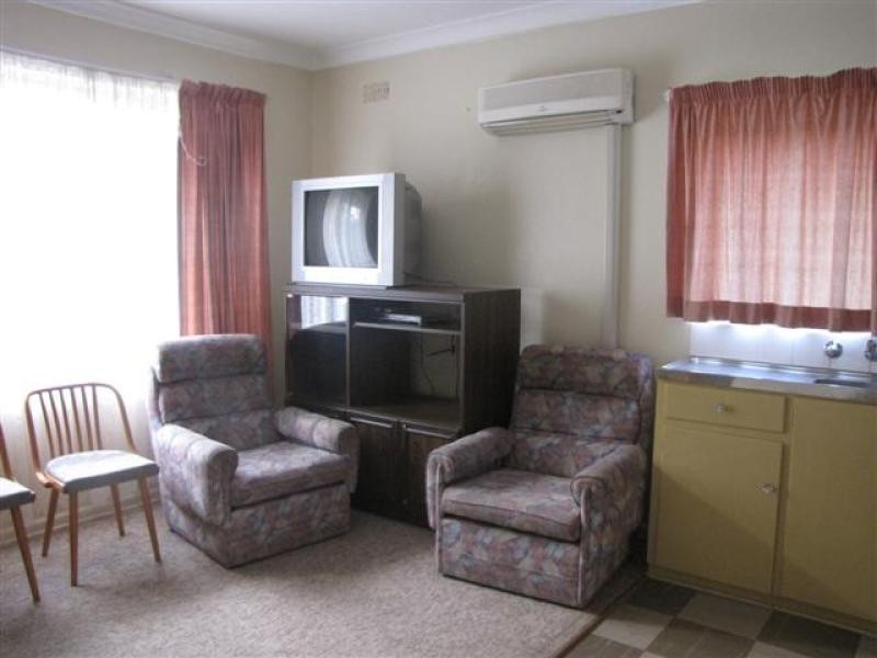 7-9 River Street, Tumut NSW 2720