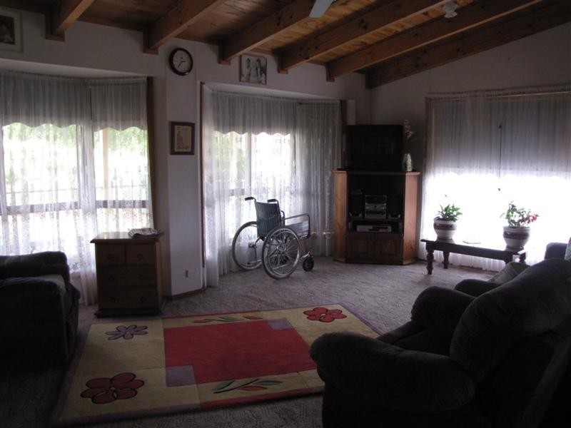 43 Forest Road, Batlow NSW 2730