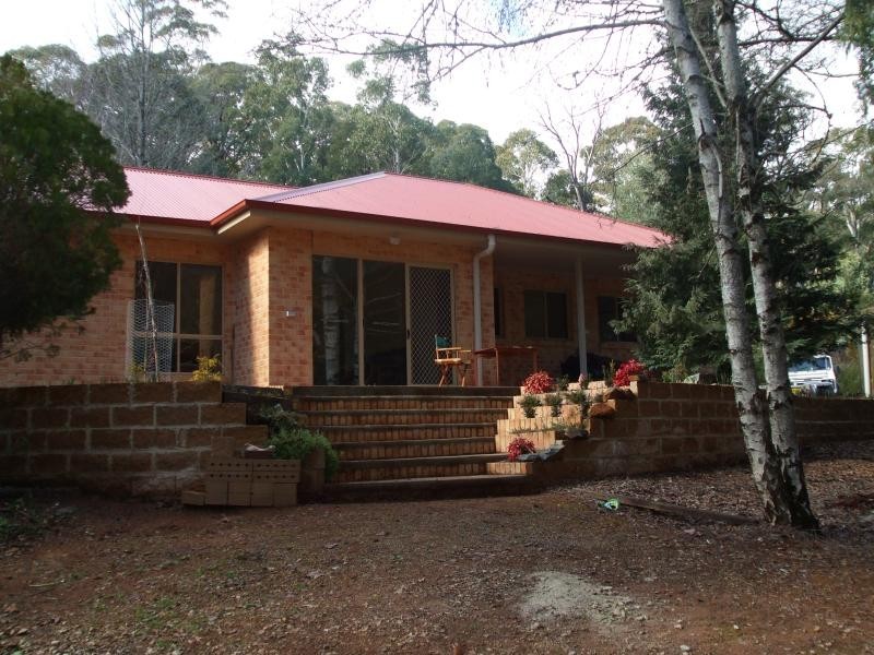 3827 Batlow Road, Batlow NSW 2730