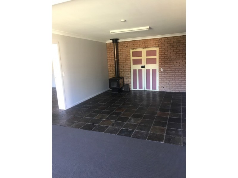 92 Lockhart Street, Adelong NSW 2729