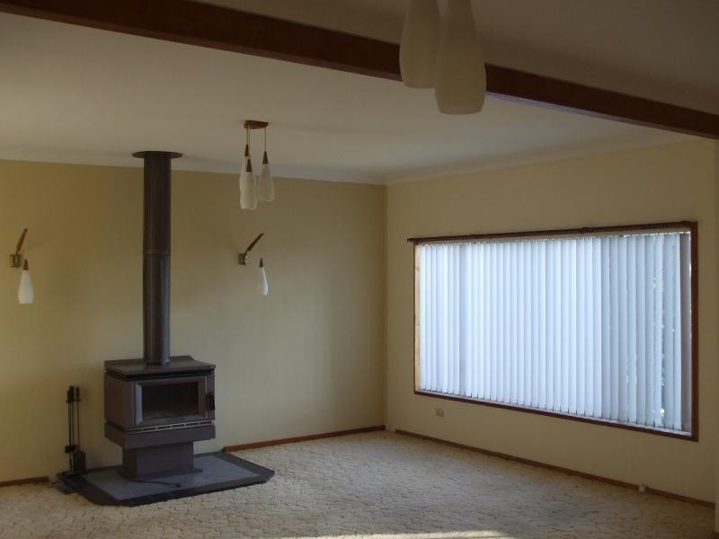 8 Eurabbie Street, Batlow NSW 2730