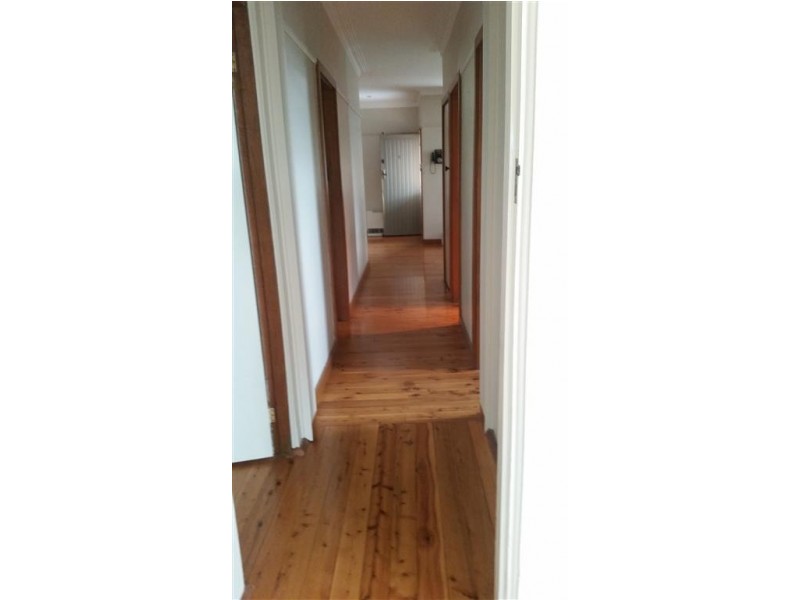 6 Highland Avenue, Tumut NSW 2720