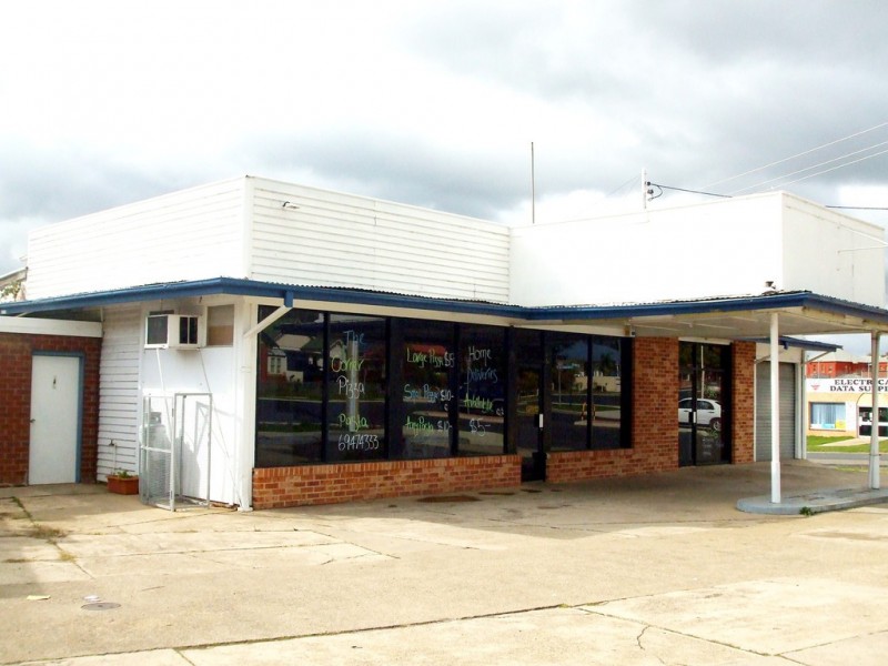 68 Capper Street, Tumut NSW 2720