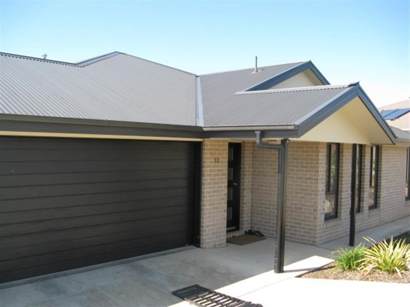 12 Murphy Place, Tumut NSW 2720